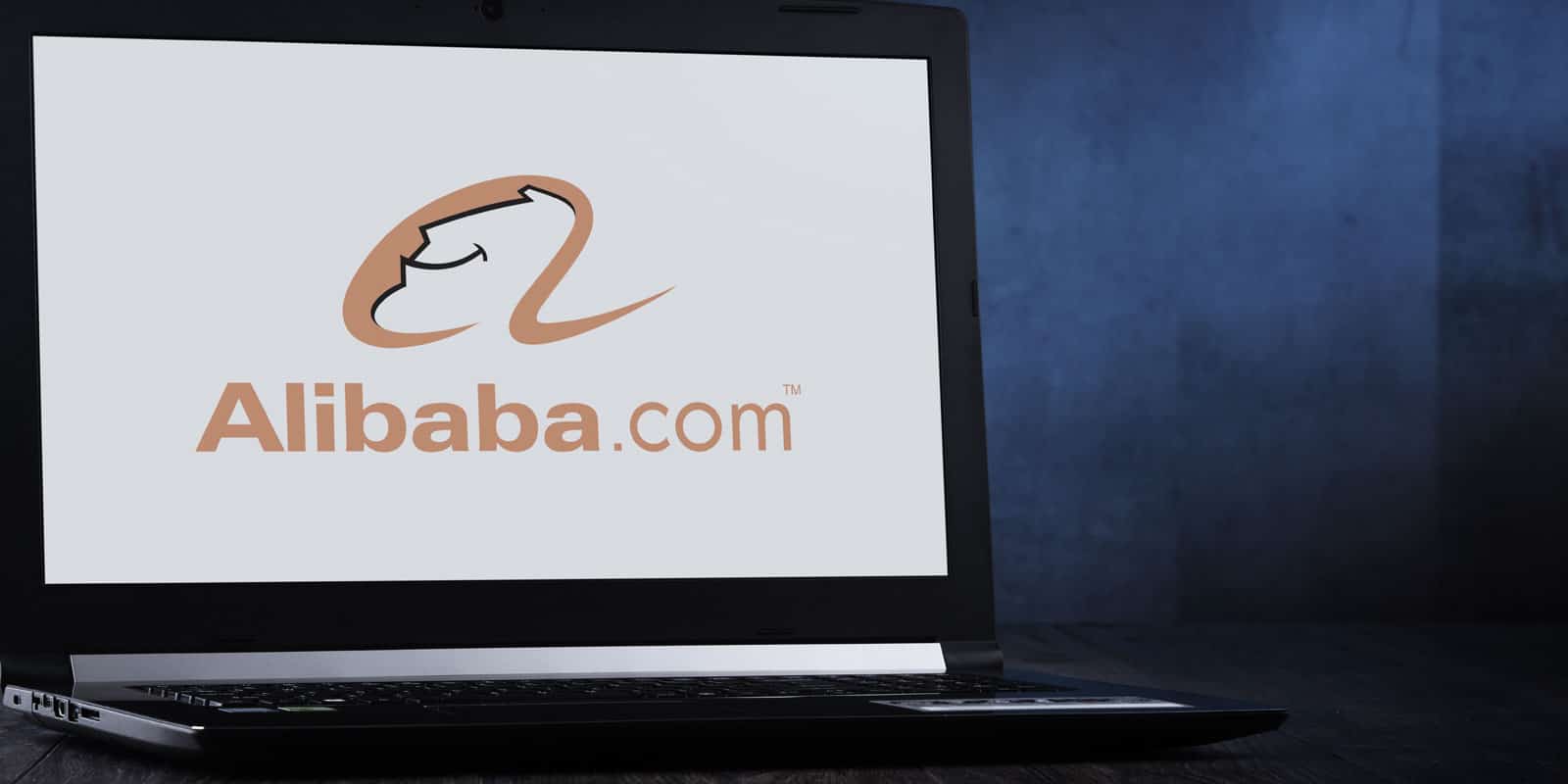 The Difference Between Alibaba and Amazon: How Alibaba’s B2B Platform Works for Distributors