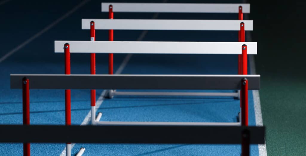 5 hurdles on a racing track